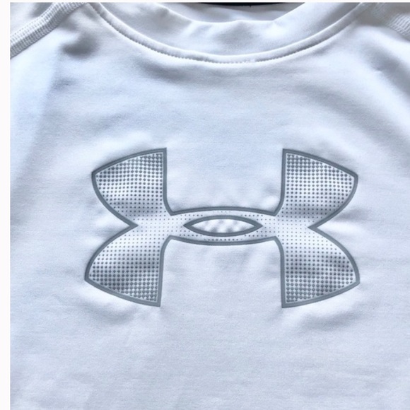 Under Armour Fitted Heatgear Tech Workout Shirt - Picture 3 of 14